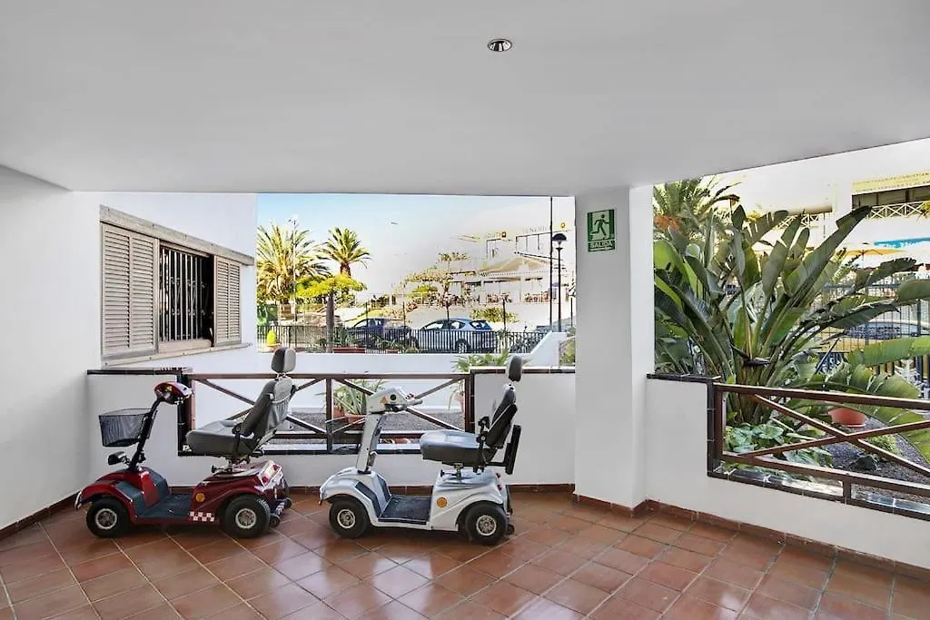 Estudio Los Cristianos-Tenerife- דירה